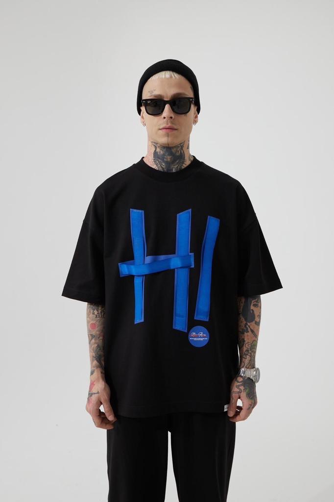 H! Oversize T-Shirt - Black Side