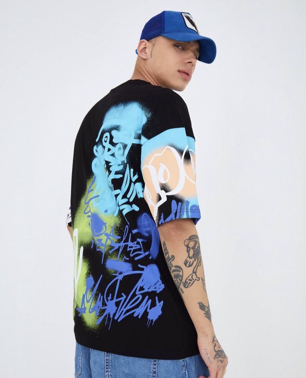 Graffiti Oversize T-Shirt - Black Side